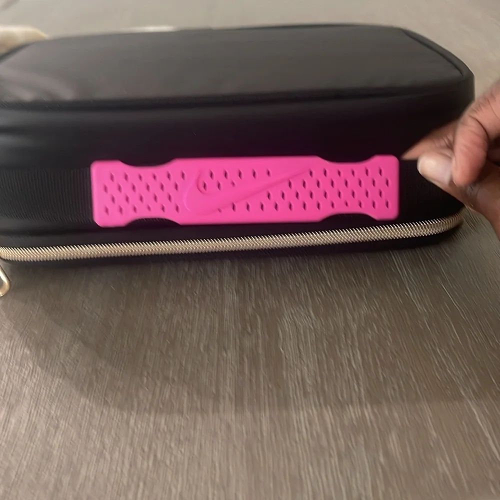Nike insulated school or work lunchbox black and pink women’s or girl utility